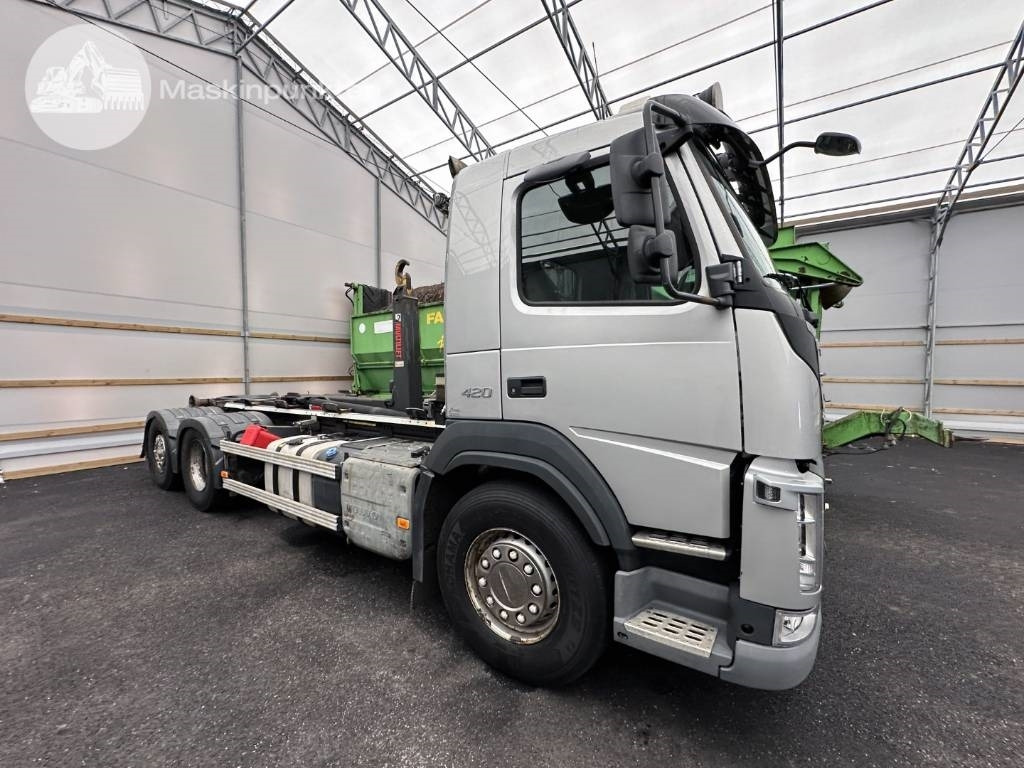 Volvo FM 420 - Camion ampliroll: photos 2 Volvo FM 420 - Camion ampliroll: photos 2