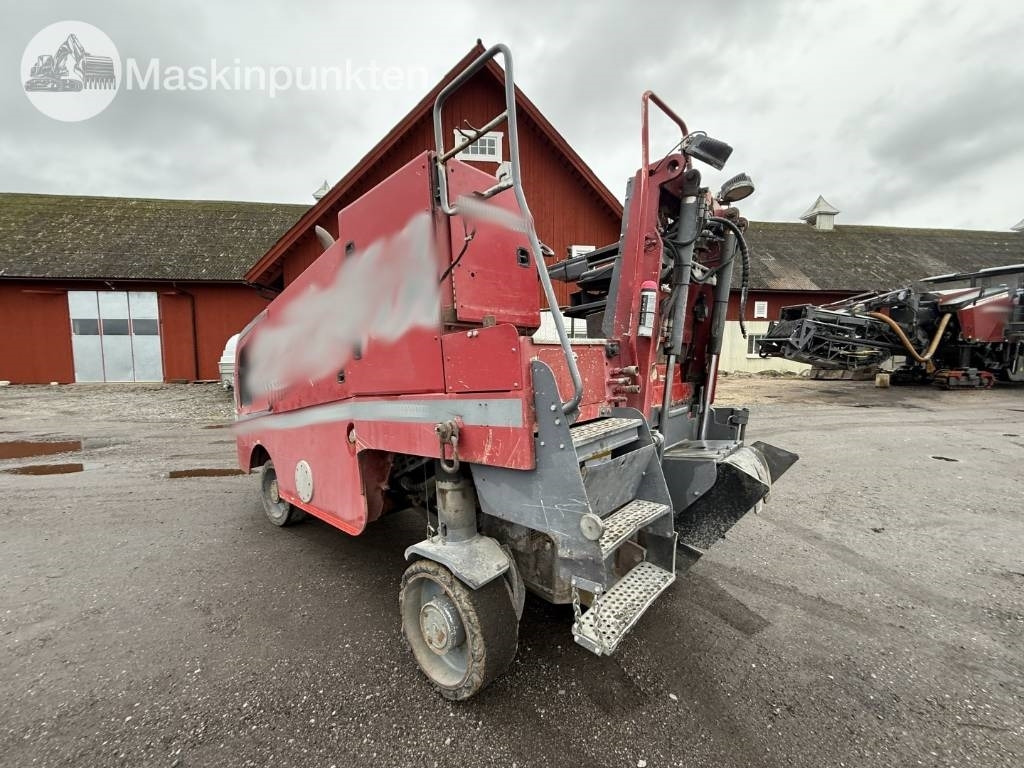 Wirtgen W 100 - Fraiseuse à froid: photos 5 Wirtgen W 100 - Fraiseuse à froid: photos 5