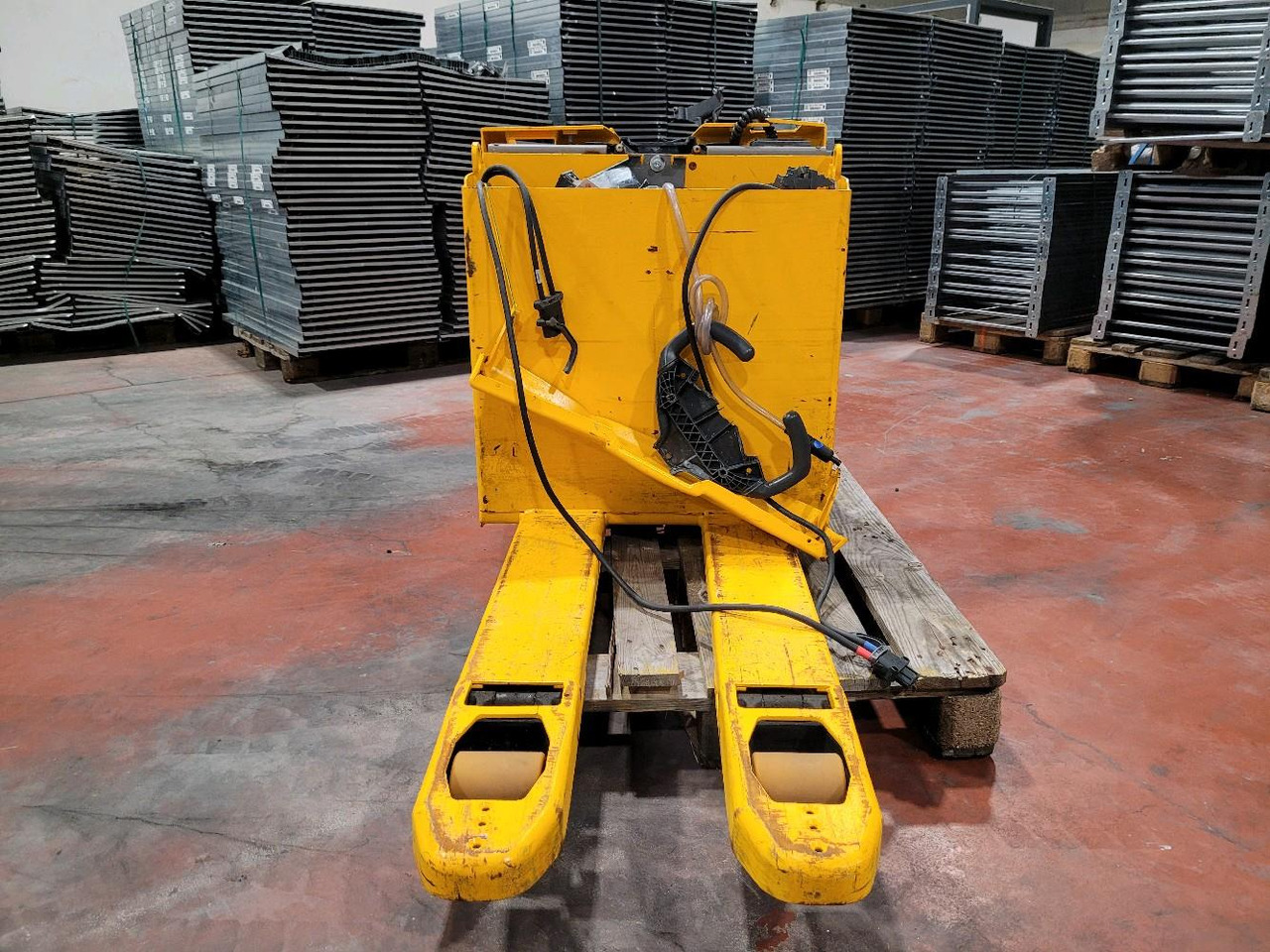 DIVERS EJE 116 - Transpalette: photos 5 DIVERS EJE 116 - Transpalette: photos 5