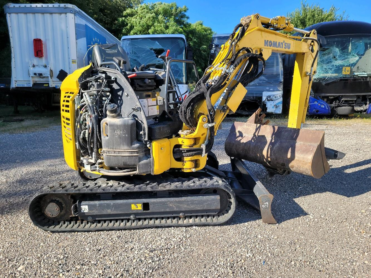 KOMATSU MINI PELLE FC 24 MR-5 - Mini pelle: photos 3 KOMATSU MINI PELLE FC 24 MR-5 - Mini pelle: photos 3