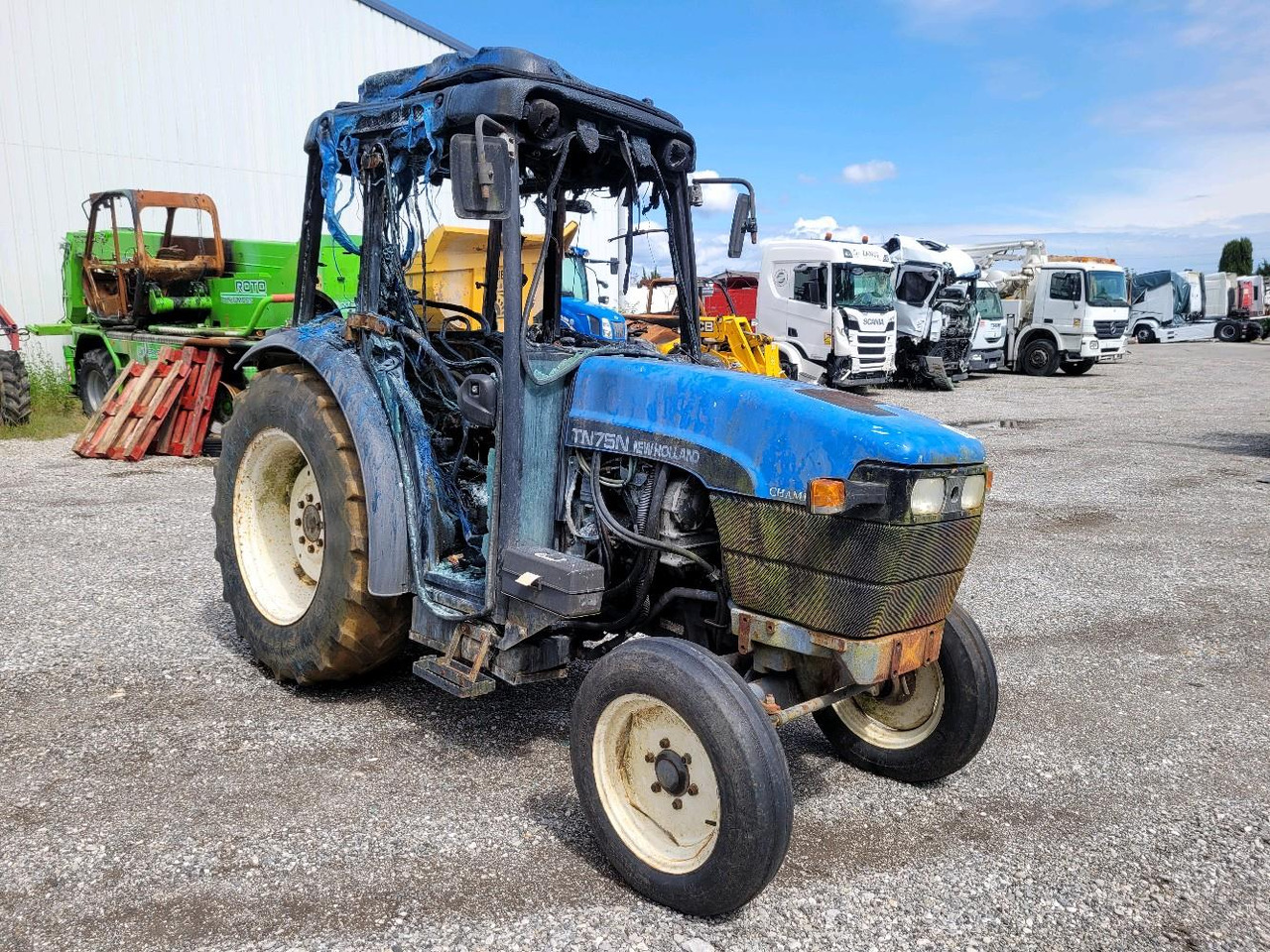 NEW HOLLAND TN75N - Tracteur agricole: photos 1 NEW HOLLAND TN75N - Tracteur agricole: photos 1