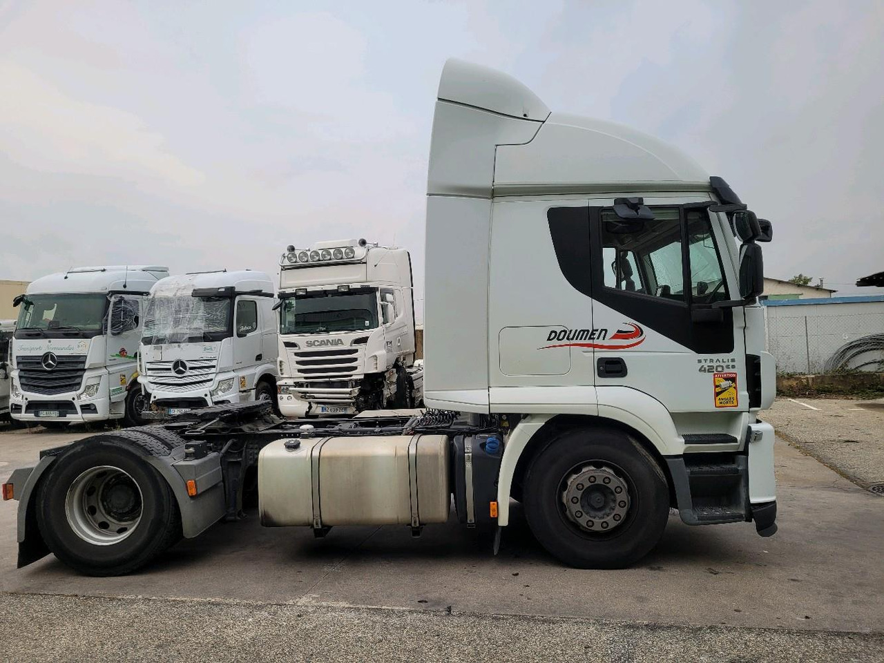 IVECO STRALIS 440S42 4X2 - Tracteur routier: photos 3 IVECO STRALIS 440S42 4X2 - Tracteur routier: photos 3