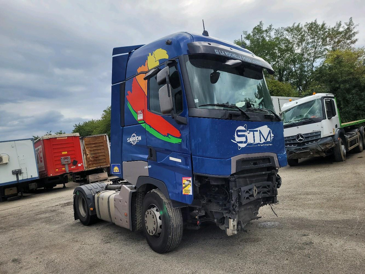 RENAULT T HIGH 520 DTI 13 - Tracteur routier: photos 1 RENAULT T HIGH 520 DTI 13 - Tracteur routier: photos 1