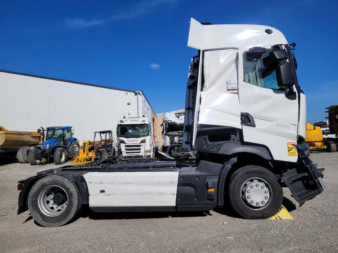 RENAULT T HIGH 520 - Tracteur routier: photos 3 RENAULT T HIGH 520 - Tracteur routier: photos 3
