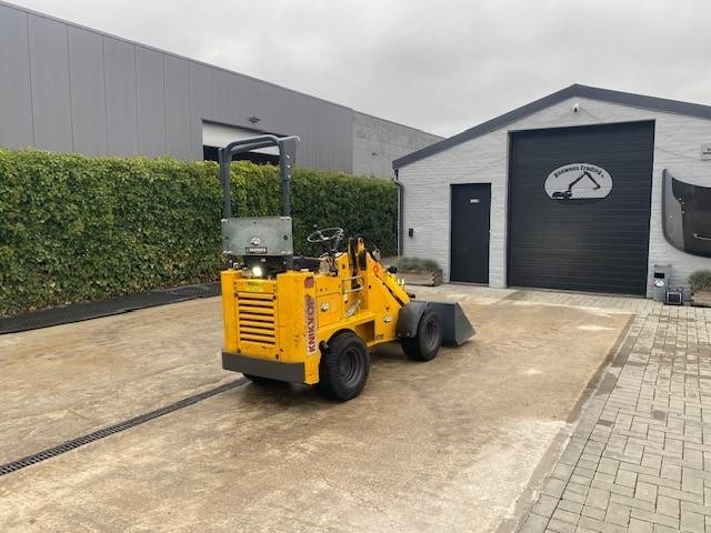 Knikmops KM 100 - Chargeuse sur pneus: photos 4 Knikmops KM 100 - Chargeuse sur pneus: photos 4