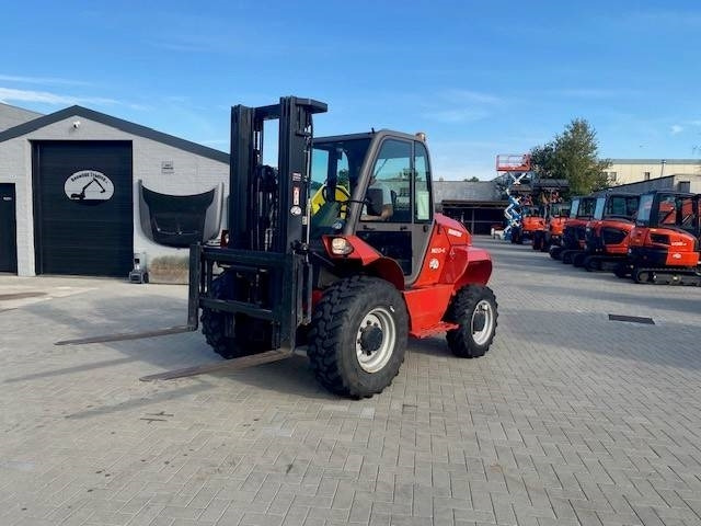 Manitou M 30.4 - Chariot tout terrain: photos 5 Manitou M 30.4 - Chariot tout terrain: photos 5