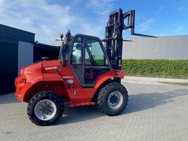 Manitou M 30.4 - Chariot tout terrain: photos 4 Manitou M 30.4 - Chariot tout terrain: photos 4