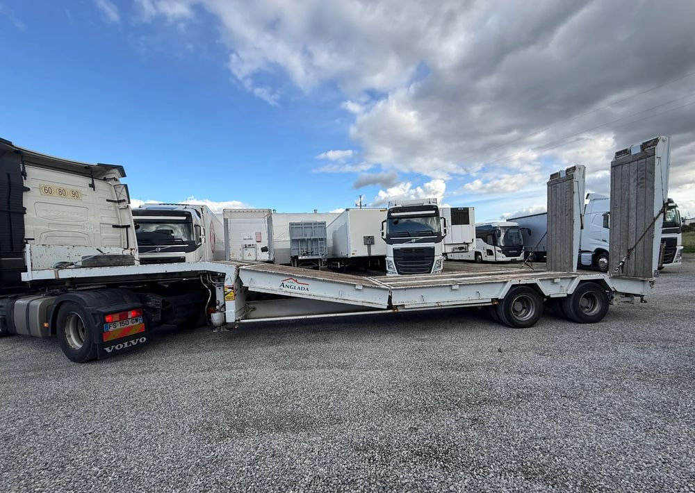 ACTM NISKOPODWOZIE RUCHOMA PODŁOGA DWIE OSIE - Semi-remorque porte-voitures: photos 3 ACTM NISKOPODWOZIE RUCHOMA PODŁOGA DWIE OSIE - Semi-remorque porte-voitures: photos 3