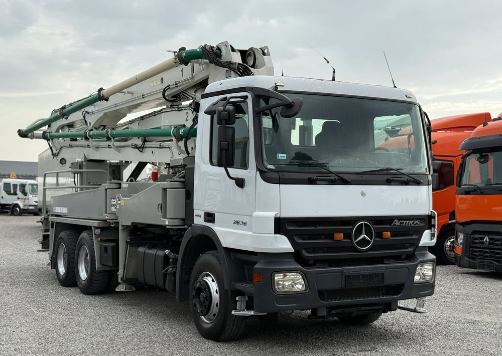 Mercedes-Benz ACTROS 2636 6X4 36 M WAITZINGER - Camion pompe: photos 3 Mercedes-Benz ACTROS 2636 6X4 36 M WAITZINGER - Camion pompe: photos 3