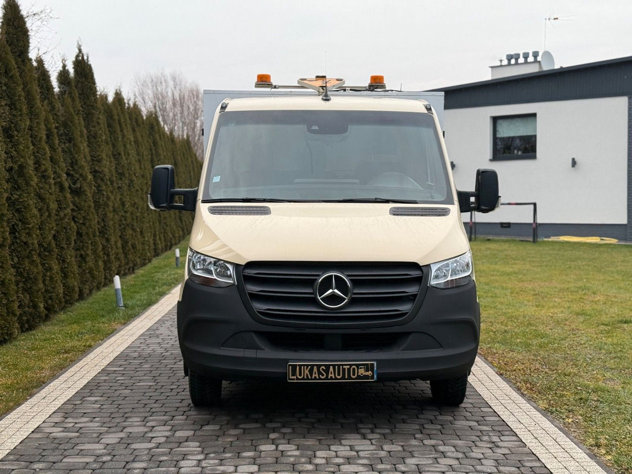 Mercedes-Benz SPRINTER TIPPER - Utilitaire benne: photos 2 Mercedes-Benz SPRINTER TIPPER - Utilitaire benne: photos 2
