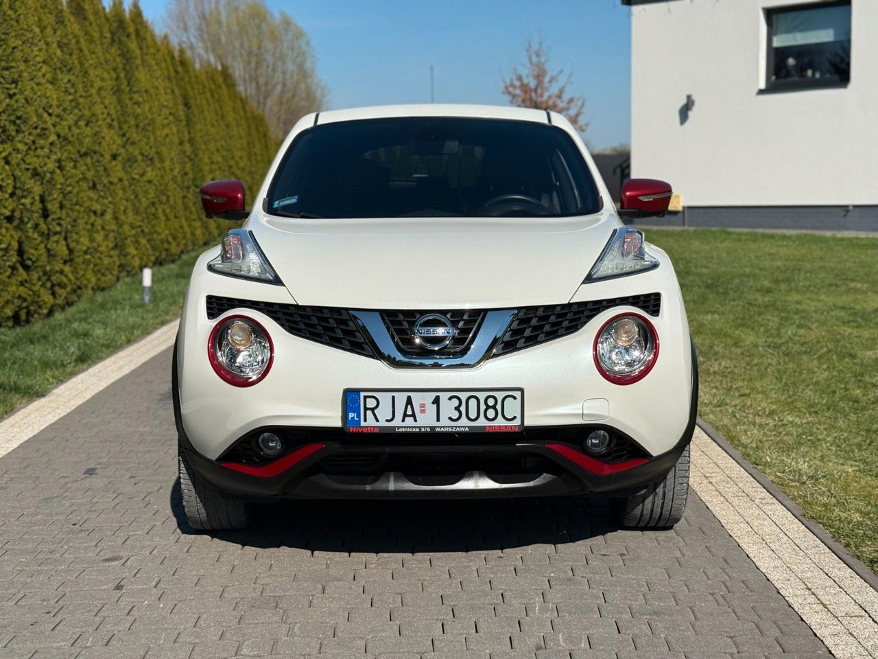 Nissan Juke N-Connecta - SUV: photos 2 Nissan Juke N-Connecta - SUV: photos 2