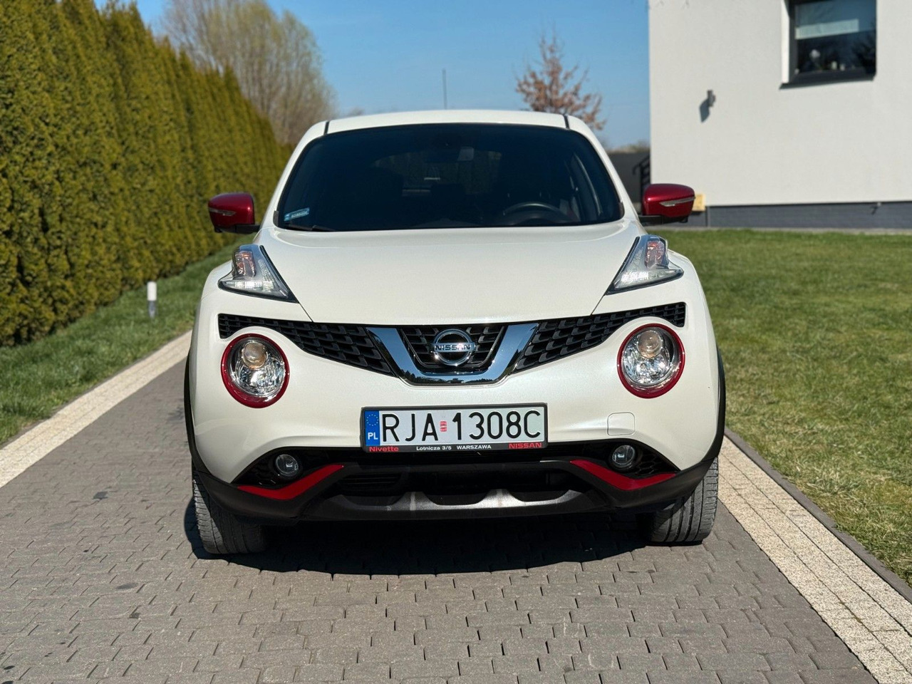 Nissan Juke N-Connecta - SUV: photos 3 Nissan Juke N-Connecta - SUV: photos 3