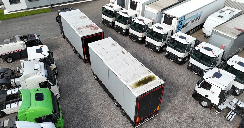 Volvo FH16 660 HP TANDEM 6x2 LIMITED EDITION - Camion fourgon, Remorque fourgon: photos 4 Volvo FH16 660 HP TANDEM 6x2 LIMITED EDITION - Camion fourgon, Remorque fourgon: photos 4