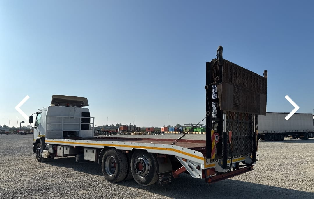 RENAULT PREMIUM340 - Camion plateau: photos 2 RENAULT PREMIUM340 - Camion plateau: photos 2