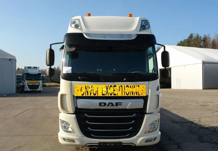 DAF CF 410 EURO 6 Laweta - Platforma super stan - Camion plateau: photos 3 DAF CF 410 EURO 6 Laweta - Platforma super stan - Camion plateau: photos 3