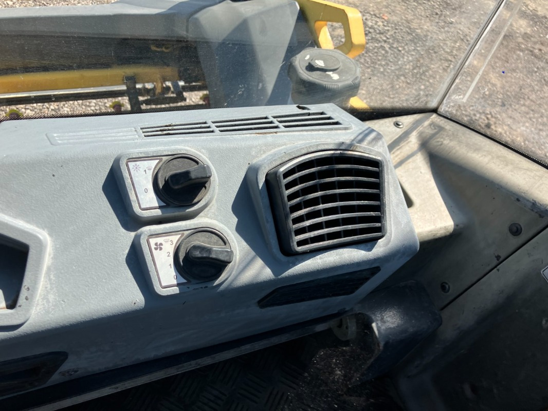 BOMAG DE BW 161 AD-5  Stage IIIb/Tier 4i - Rouleau compresseur: photos 5 BOMAG DE BW 161 AD-5  Stage IIIb/Tier 4i - Rouleau compresseur: photos 5