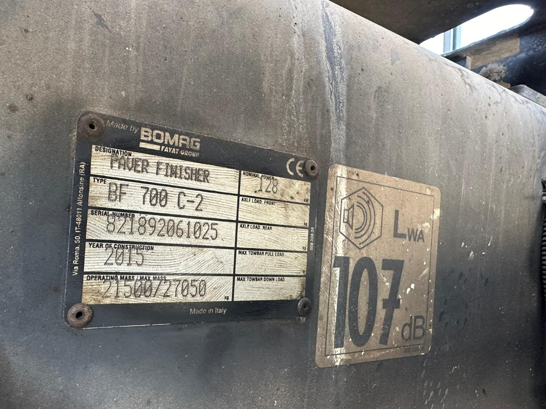 Finisseur BOMAG IT BF 700 C-2 S500 Stage IV/Tier 4f: photos 6 Finisseur BOMAG IT BF 700 C-2 S500 Stage IV/Tier 4f: photos 6