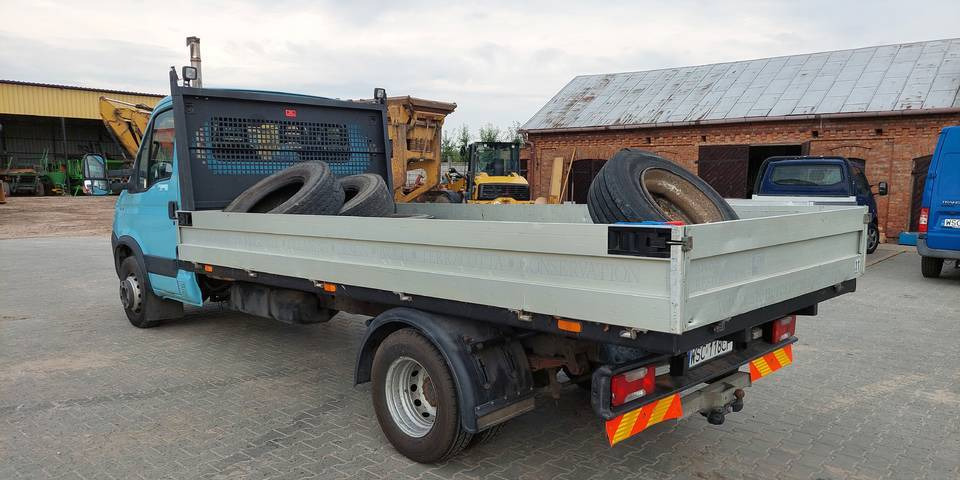 Iveco Daily 65C17 silnik 3.0 skrzynia automat - Utilitaire plateau: photos 3 Iveco Daily 65C17 silnik 3.0 skrzynia automat - Utilitaire plateau: photos 3