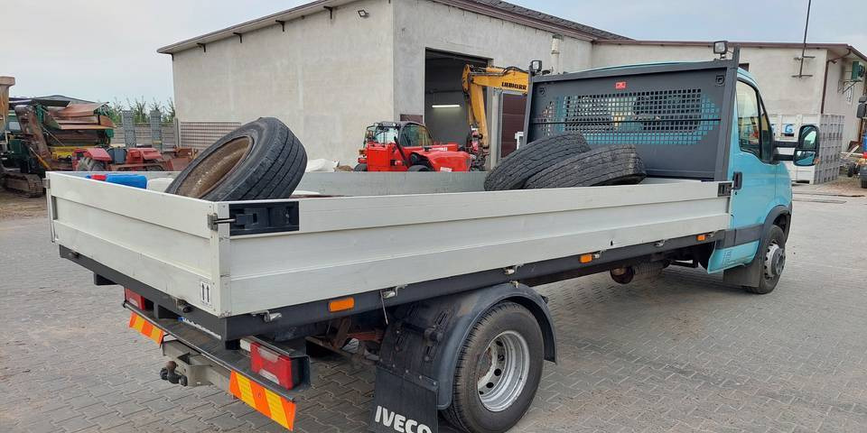 Iveco Daily 65C17 silnik 3.0 skrzynia automat - Utilitaire plateau: photos 5 Iveco Daily 65C17 silnik 3.0 skrzynia automat - Utilitaire plateau: photos 5