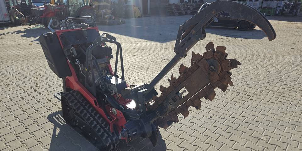 Koparka łańcuchowa Barreto 20RTK E2024TK baretto - Trancheuse: photos 4 Koparka łańcuchowa Barreto 20RTK E2024TK baretto - Trancheuse: photos 4