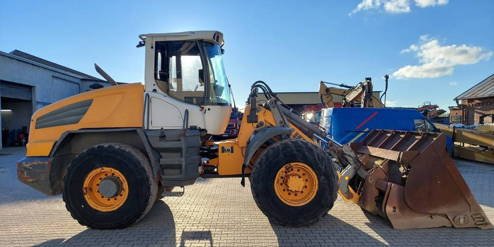 Ładowarka Liebherr L538 16 ton łyżka wysokiego wysypu - Chargeuse sur pneus: photos 5 Ładowarka Liebherr L538 16 ton łyżka wysokiego wysypu - Chargeuse sur pneus: photos 5