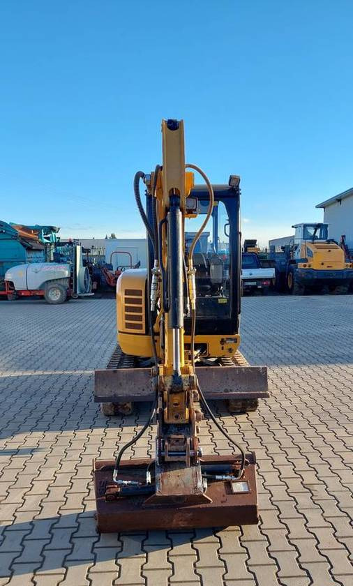 Minikoparka Caterpillar CAT 302.7D CR - Pelle sur chenille: photos 3 Minikoparka Caterpillar CAT 302.7D CR - Pelle sur chenille: photos 3