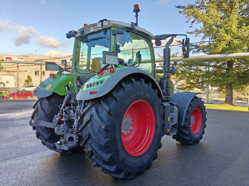 Fendt 724 Vario Profi plus - Tracteur agricole: photos 3 Fendt 724 Vario Profi plus - Tracteur agricole: photos 3