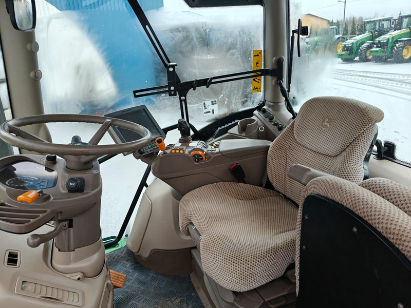 Tracteur agricole John Deere 6215R: photos 13 Tracteur agricole John Deere 6215R: photos 13