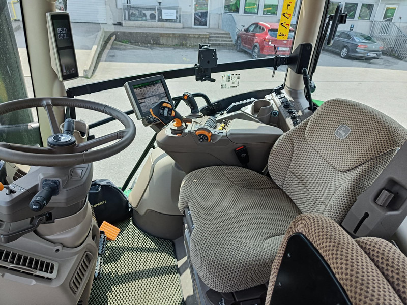 Tracteur agricole John Deere 6R 155 Autopower: photos 12 Tracteur agricole John Deere 6R 155 Autopower: photos 12