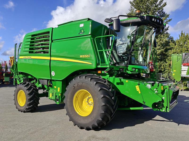 John Deere W650 i 722X - Moissonneuse-batteuse: photos 1 John Deere W650 i 722X - Moissonneuse-batteuse: photos 1