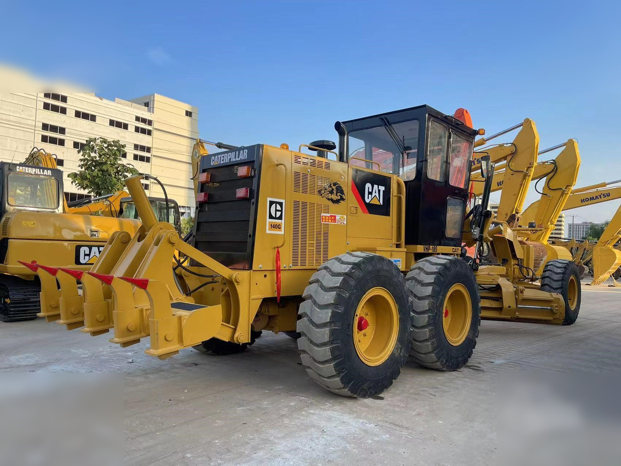 CATERPILLAR 140G - Niveleuse: photos 2 CATERPILLAR 140G - Niveleuse: photos 2