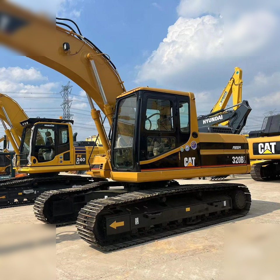 CATERPILLAR 320BL - Pelle sur chenille: photos 5 CATERPILLAR 320BL - Pelle sur chenille: photos 5