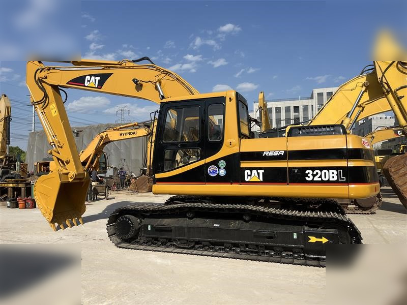 CATERPILLAR 320BL - Pelle sur chenille: photos 1 CATERPILLAR 320BL - Pelle sur chenille: photos 1