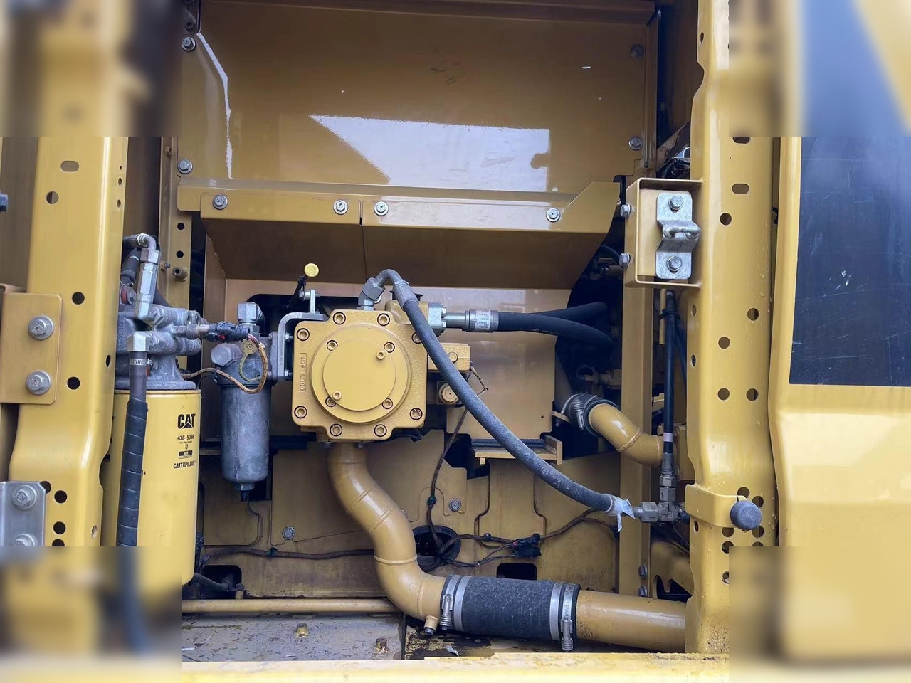 Pelle sur chenille CATERPILLAR 320GC: photos 6 Pelle sur chenille CATERPILLAR 320GC: photos 6