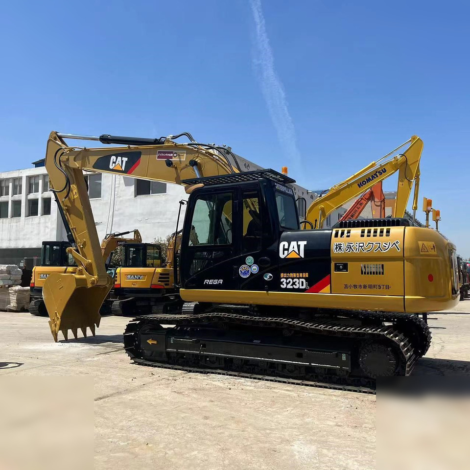 CATERPILLAR 323DL - Pelle sur chenille: photos 2 CATERPILLAR 323DL - Pelle sur chenille: photos 2