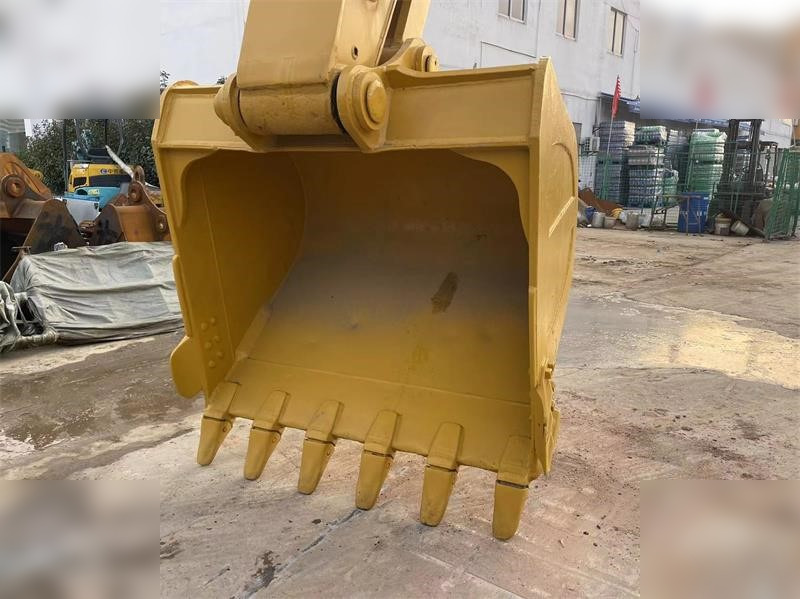 Pelle sur chenille CATERPILLAR 330D: photos 12