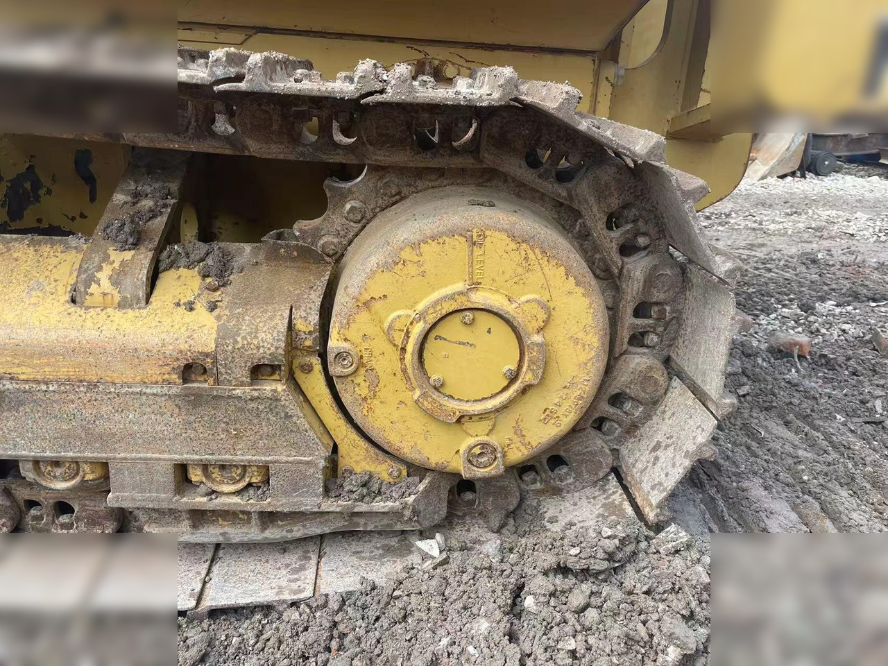 CATERPILLAR D5G XL - Bulldozer: photos 3 CATERPILLAR D5G XL - Bulldozer: photos 3