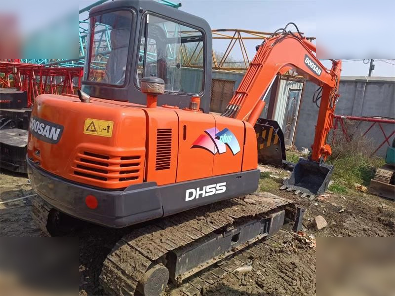 DOOSAN DH55 - Mini pelle: photos 2 DOOSAN DH55 - Mini pelle: photos 2