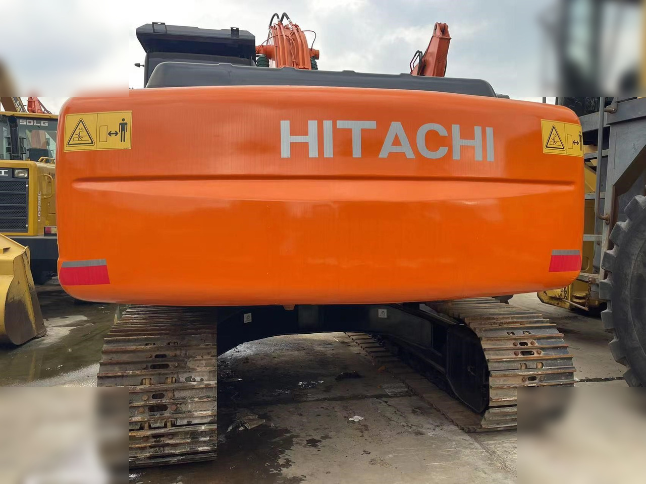 HITACHI ZX200 - Pelle sur chenille: photos 4 HITACHI ZX200 - Pelle sur chenille: photos 4