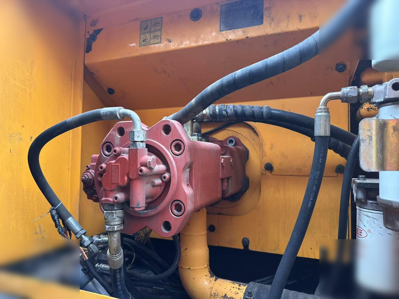 HYUNDAI ROBEX 210 LC-7 - Pelle sur chenille: photos 4 HYUNDAI ROBEX 210 LC-7 - Pelle sur chenille: photos 4