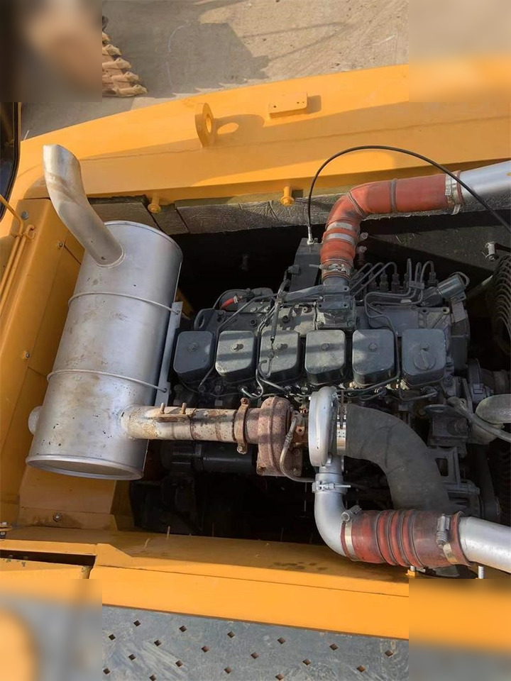 Pelle sur chenille HYUNDAI ROBEX 220 LC-9S: photos 6