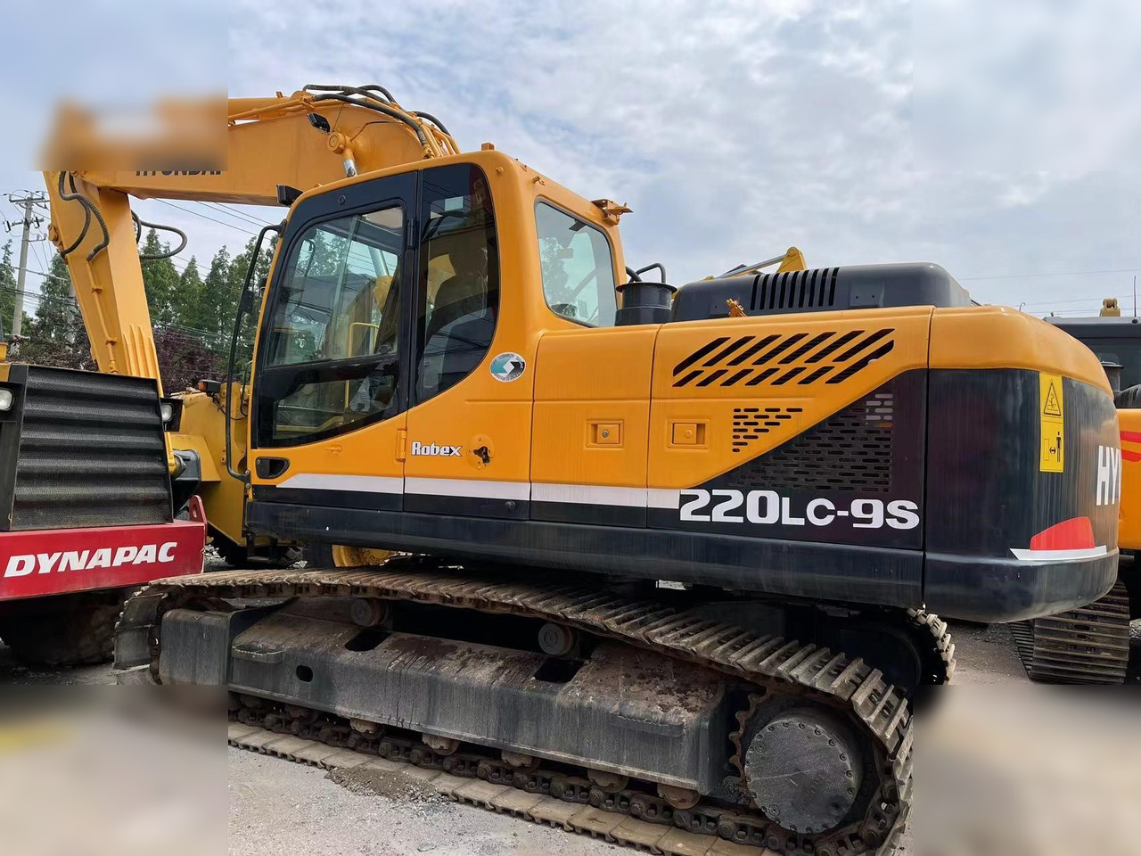 Pelle sur chenille HYUNDAI ROBEX 220 LC-9S: photos 8