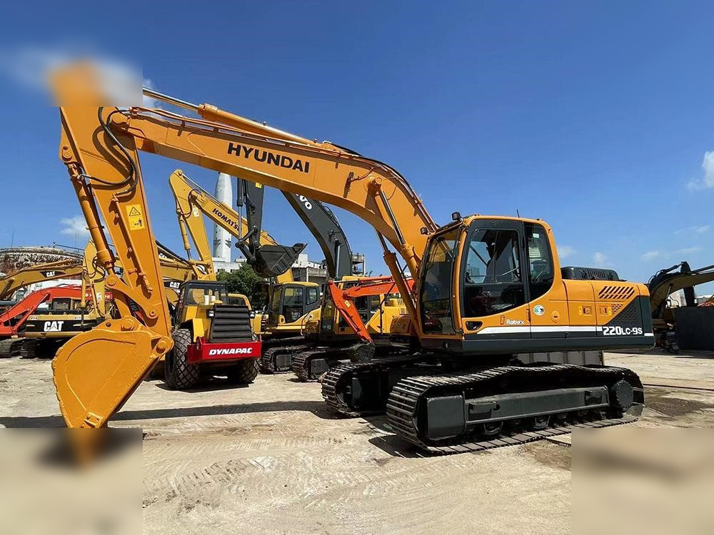 HYUNDAI ROBEX 220 LC-9S - Pelle sur chenille: photos 1 HYUNDAI ROBEX 220 LC-9S - Pelle sur chenille: photos 1