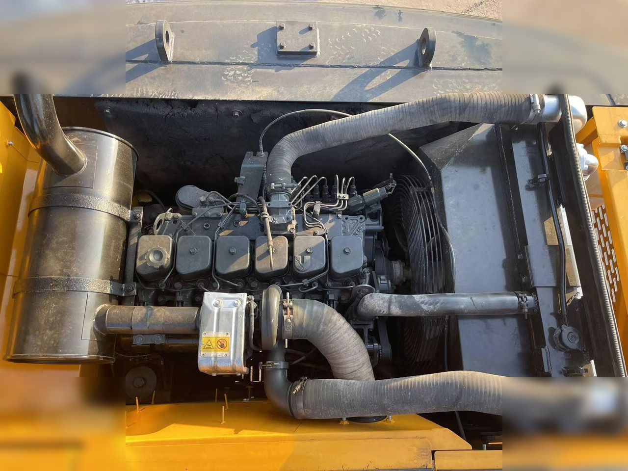 Pelle sur chenille HYUNDAI ROBEX 220 LC-9S: photos 10
