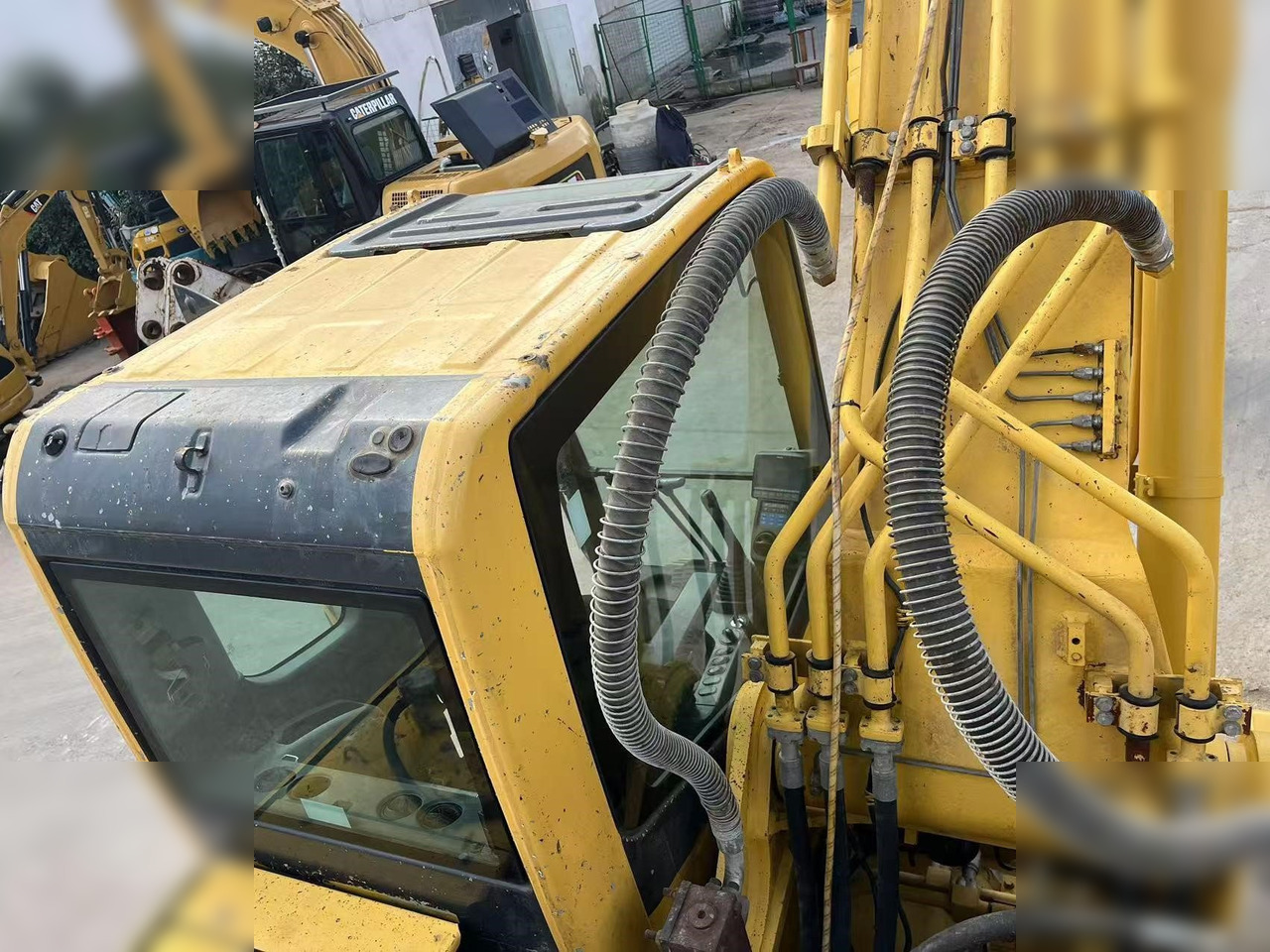 KOMATSU PC400-8R - Pelle sur chenille: photos 5 KOMATSU PC400-8R - Pelle sur chenille: photos 5