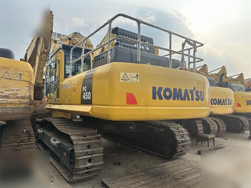 KOMATSU PC450-8 - Pelle sur chenille: photos 5 KOMATSU PC450-8 - Pelle sur chenille: photos 5