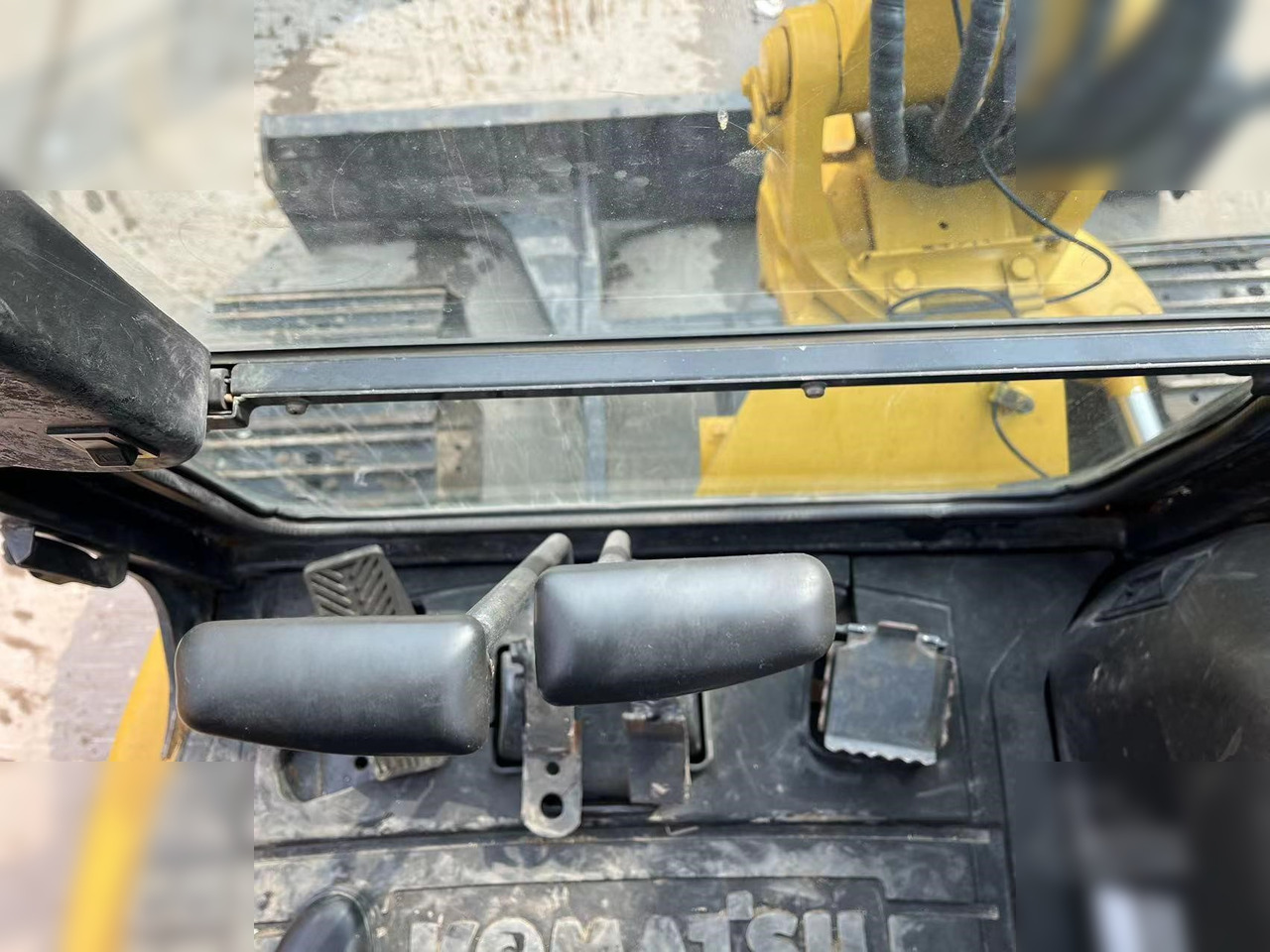 KOMATSU PC55MR-2 - Mini pelle: photos 4 KOMATSU PC55MR-2 - Mini pelle: photos 4