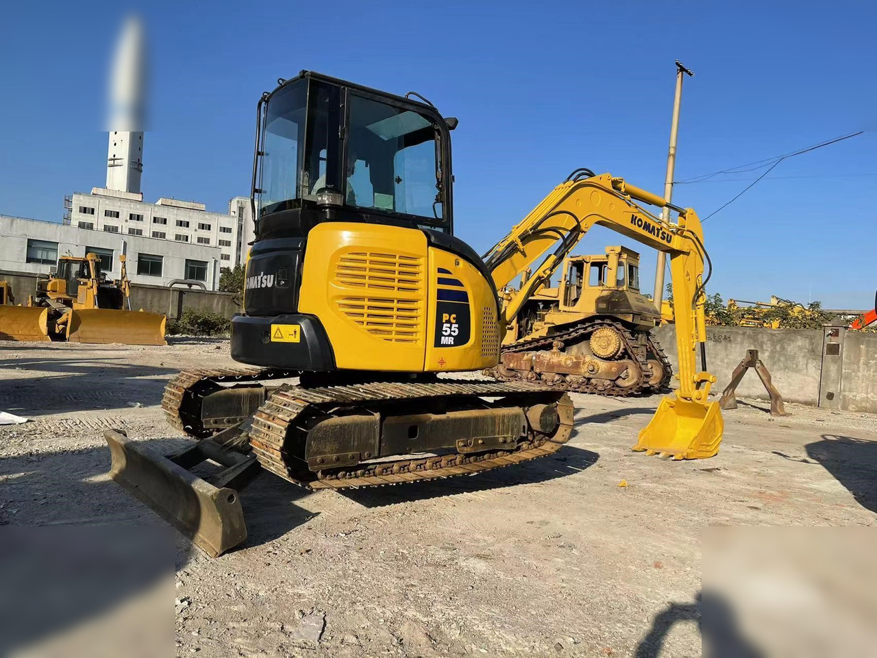 KOMATSU PC55MR-2 - Mini pelle: photos 1 KOMATSU PC55MR-2 - Mini pelle: photos 1