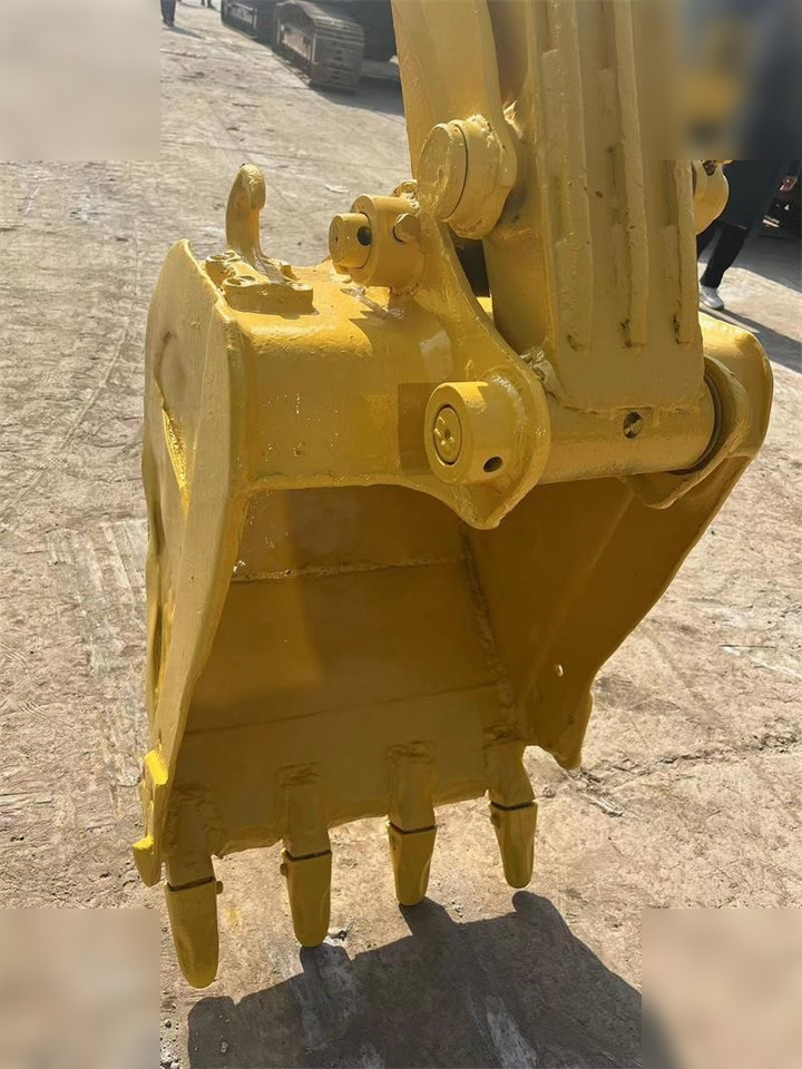 Mini pelle KOMATSU PC55MR-2: photos 8