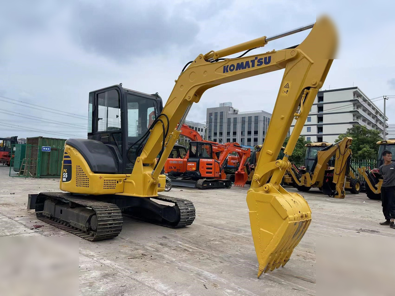 KOMATSU PC55MR-2 - Mini pelle: photos 5 KOMATSU PC55MR-2 - Mini pelle: photos 5